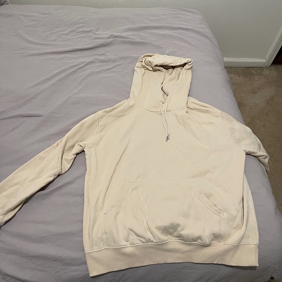 H&M Sweatshirt - Picture 1 of 2